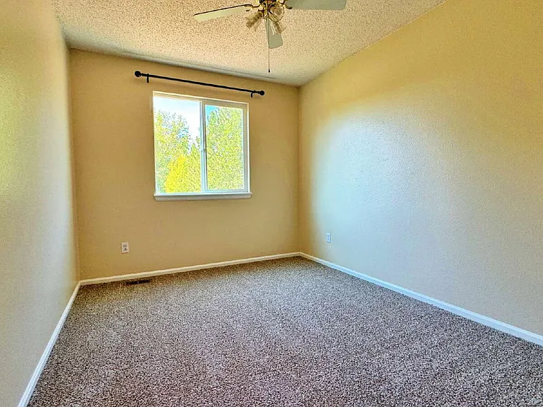 5597 S Killarney St — Photo 24