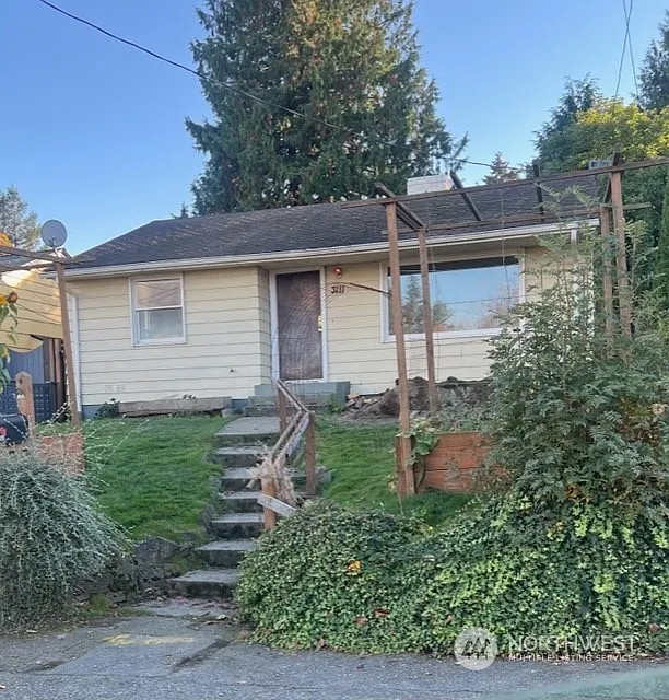 3111 W Mansell Street photo 1