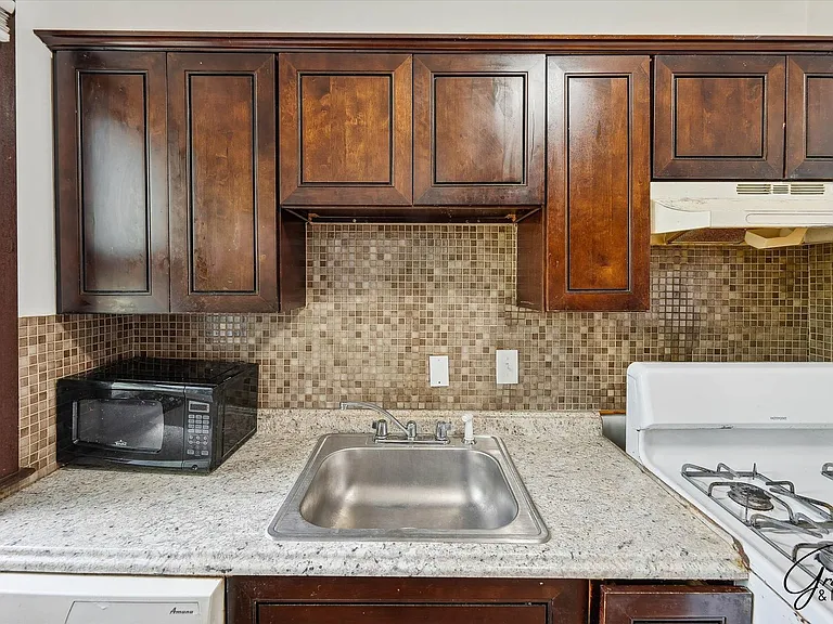 15356/15358 Washburn - Ten Star Holdings LLC — Photo 18