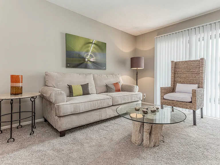 The Summit Apartments — Photo 25