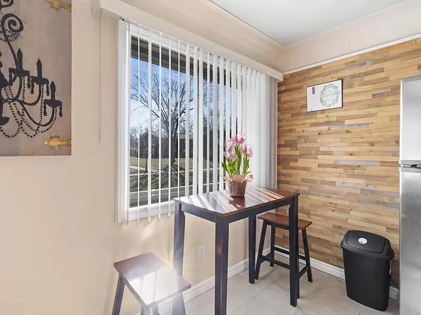 Clinton Township Apartments, 5176 23 Mile Rd #5d73b3b6d, Utica, MI 48316