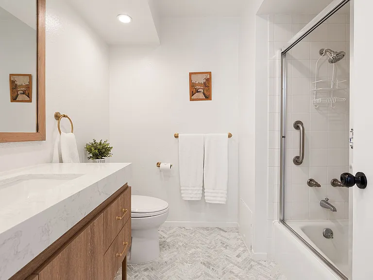49031 Mariposa Dr — Photo 25