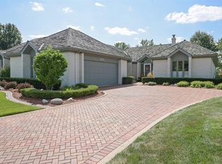 200 Inverness Ln, Schererville, IN 46375
