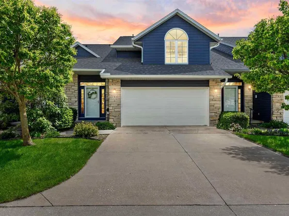 784 W Side Dr, Iowa City, IA 52246