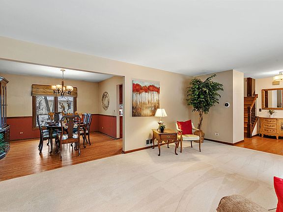 5th image of 508 E Beech Dr