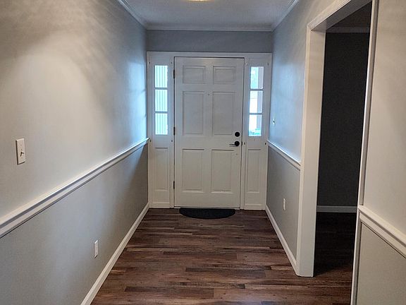 2nd image of 615 Hemlock Drive