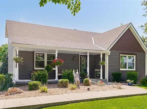 2nd image of 14713 Green Briar Dr