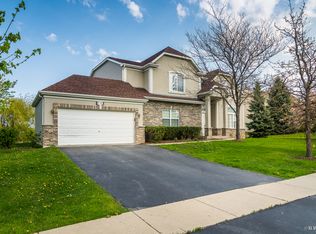 710 Spring Farm Rd, Lake Villa, IL 60046