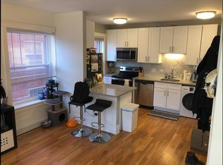 4528 N Malden St #134, Chicago, IL 60640