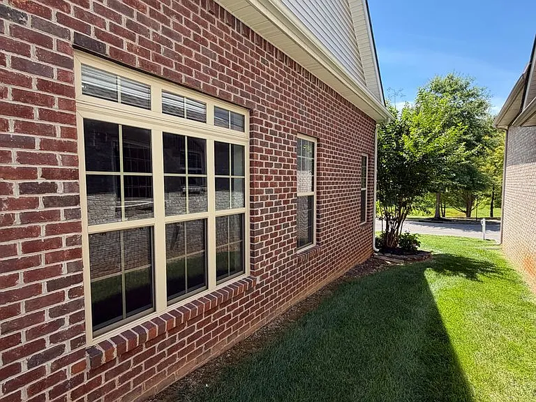 266 Turnberry Cir — Photo 4