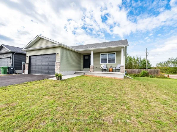 20 Terrance Dr, Petawawa, ON K8H 0G3