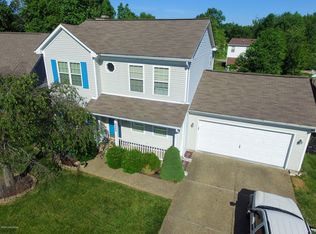 4535 Oak Pointe Dr, Louisville, KY 40245