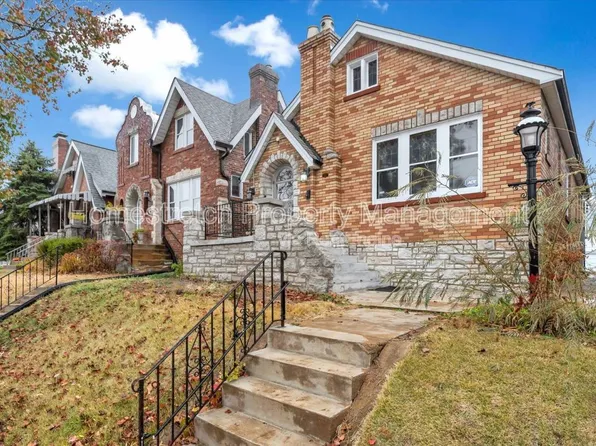 5741 Walsh St, Saint Louis, MO 63109