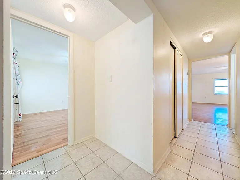 190 E Olmstead Dr #H3 — Photo 30