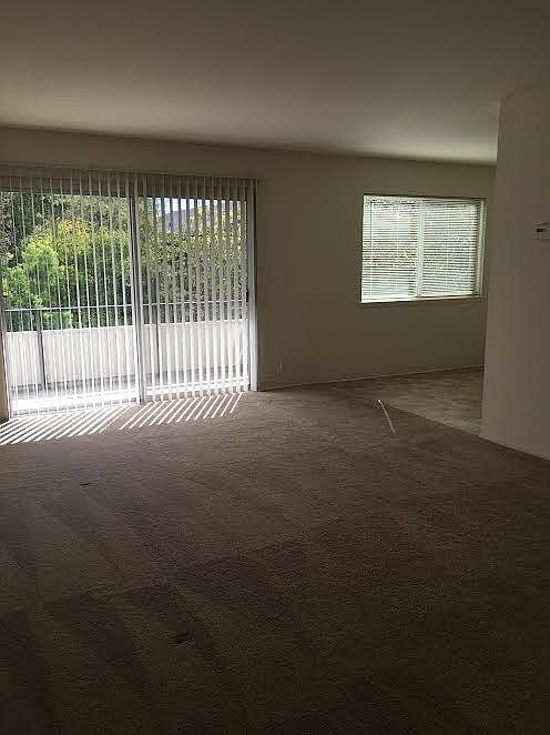 1st image of 2721 Midtown Ct Floor 2