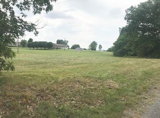 Coomer Dr, Columbia, KY 42728