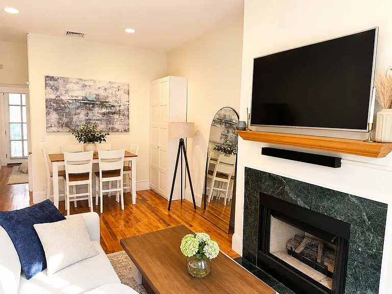94 E Brookline St #2 — Photo 13