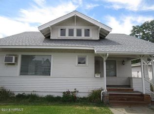 618 S 11th Ave, Yakima, WA 98902