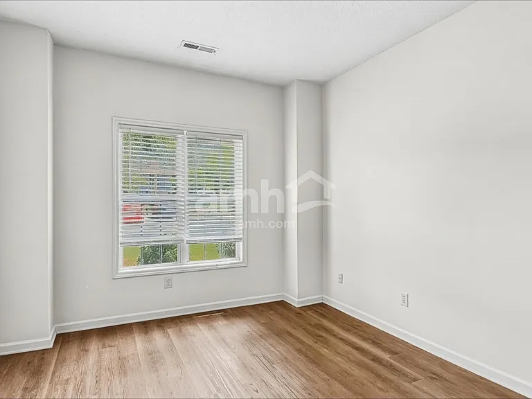 104 Cameron Way Cir — Photo 11