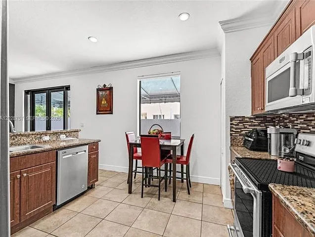 16610 SW 57th Ln — Photo 9