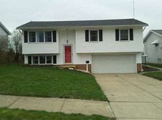 3120 Marda Dr, Parma, OH