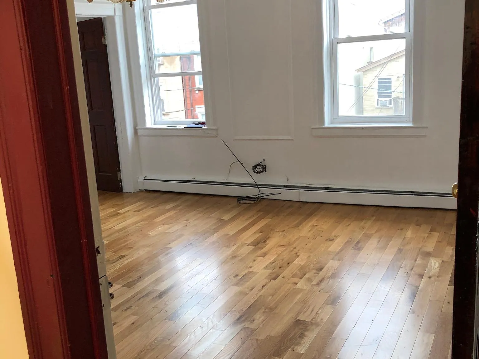 2 bed, 1000 sqft, $4,000 — Photo 2