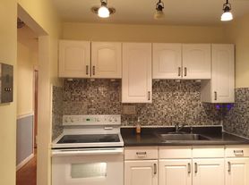 5050 Washington St, West Roxbury, MA