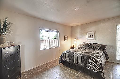 1st image of 6301 E Voltaire Ave