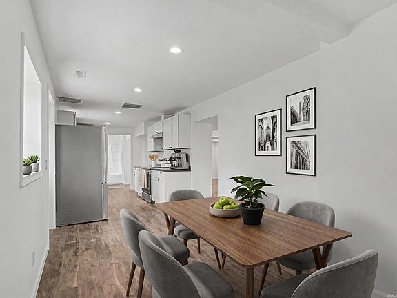 3rd image of 407 S 8th St