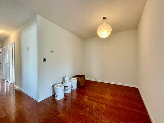 Rented by Oxford Property Group | media 28