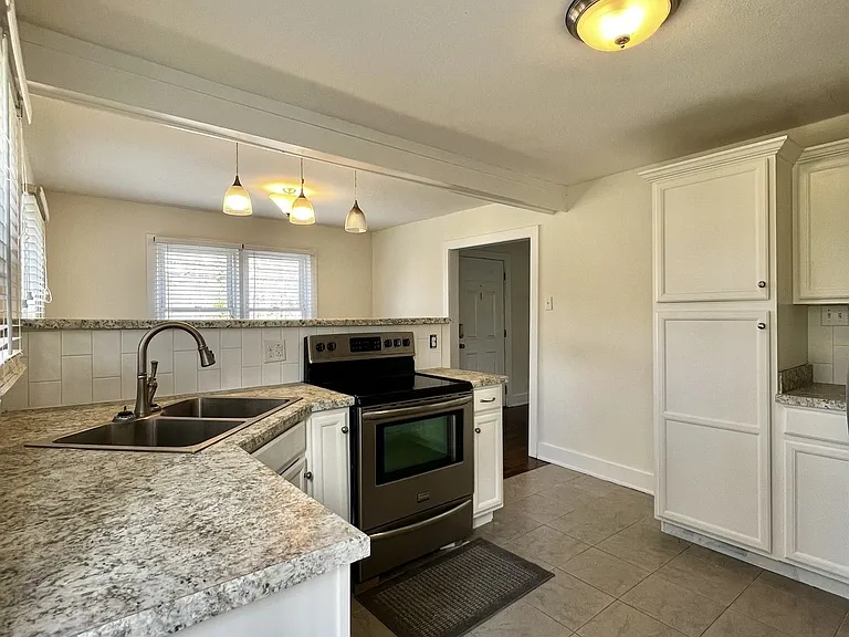 1510 Zinc Plant Rd — Photo 7