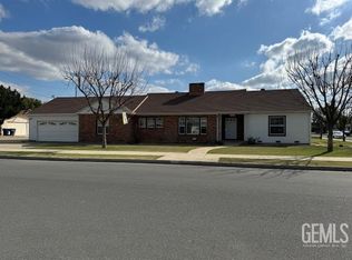 1945 Sunset St, Wasco, CA 93280