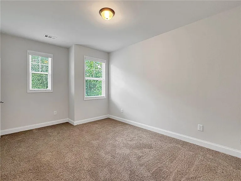 5100 Hillington Way — Photo 21