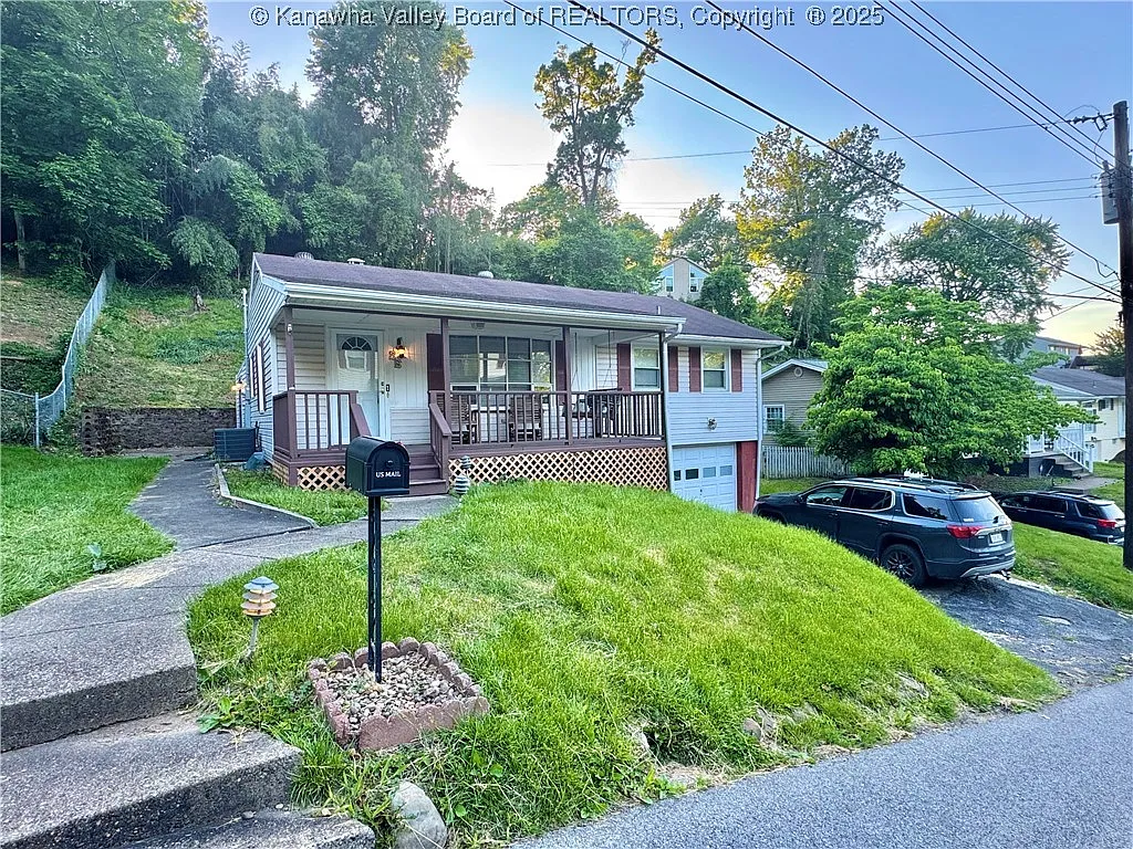 25 S Queens Ct photo 1