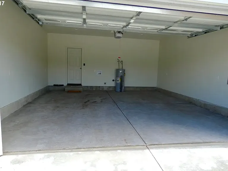 3111 Periwinkle Ln — Photo 11