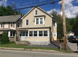 53 Smith Clove Rd, Central Valley, NY 10917