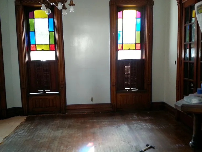 17 N Earl St — Photo 6