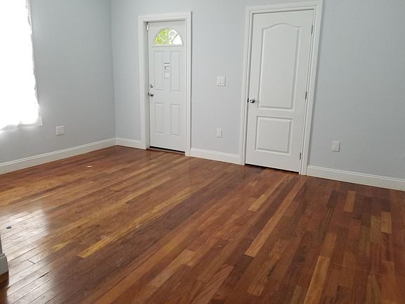 5th image of 2071 Bathgate Ave Fl 1ST