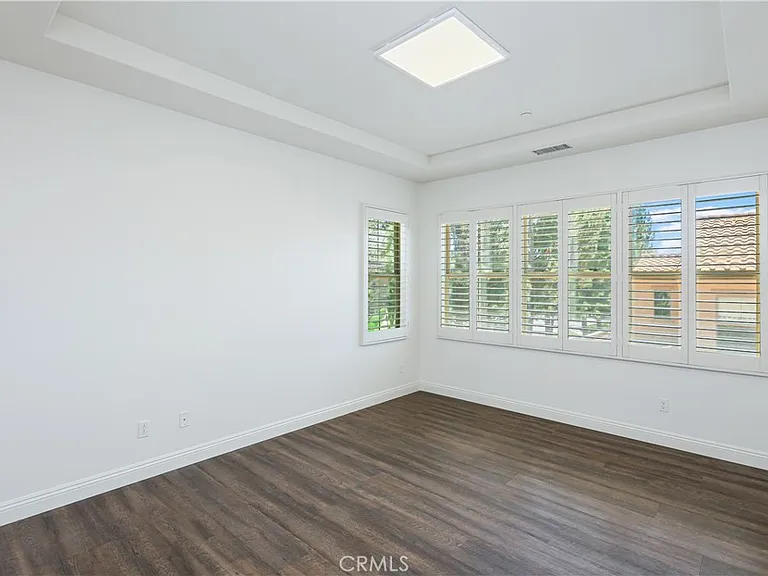 37 Larkfield — Photo 26