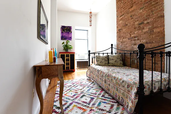 Rented by Brick&Mortar | media 9