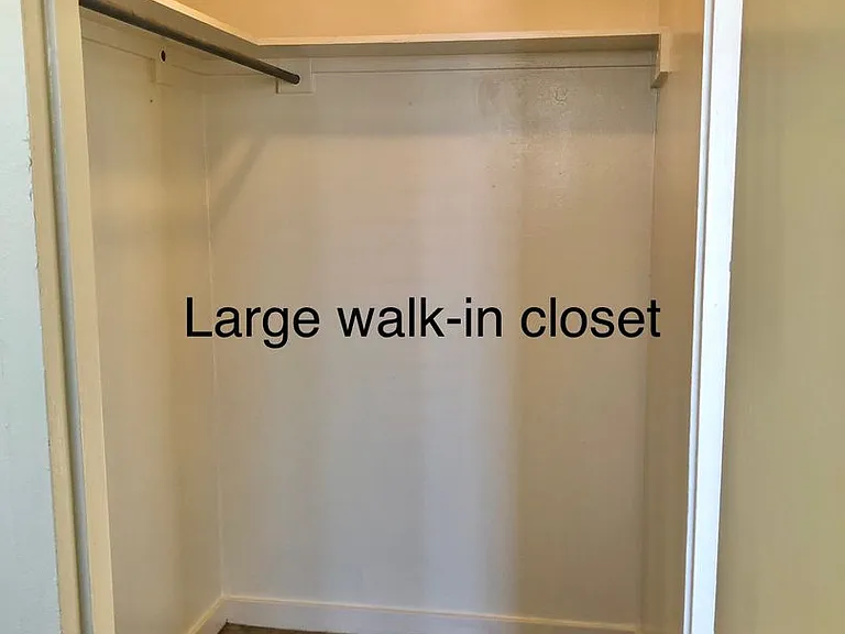 1469 Lusitana St #301 — Photo 14