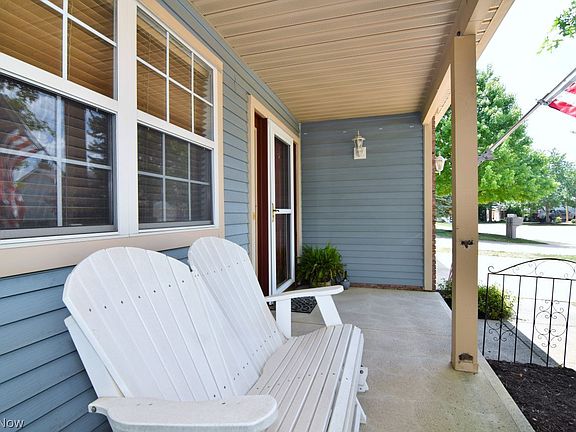 4th image of 8709 Elmdale Trce