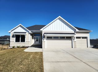 16381 Ingalls St, Gardner, KS 66030