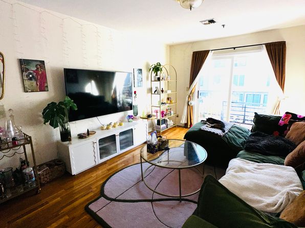 718 Adams St APT 2