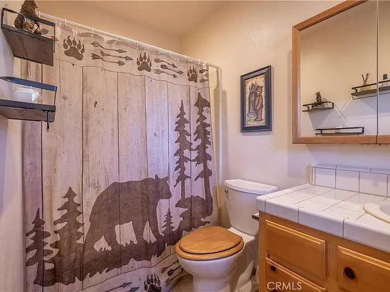 479 Villa Grove Ave — Photo 19