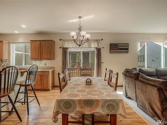 4th image of 4214 69th Avenue Ct E