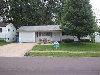 2nd image of 1050 Hallwood Dr