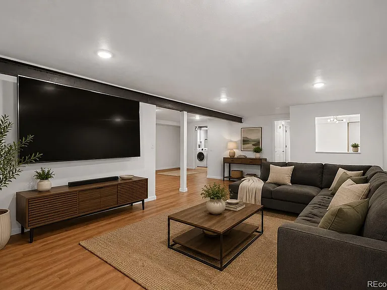 5701 W 49th Ave — Photo 31