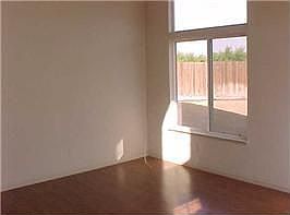 2nd image of 866 Cedar Ln