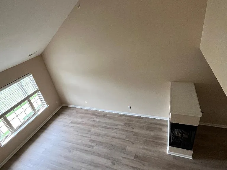 3202 Camden Dr — Photo 8